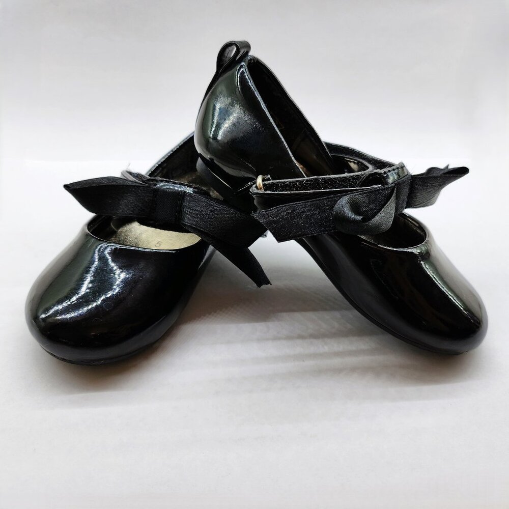 Girls MaryJane Shoes In Faux Patent Black